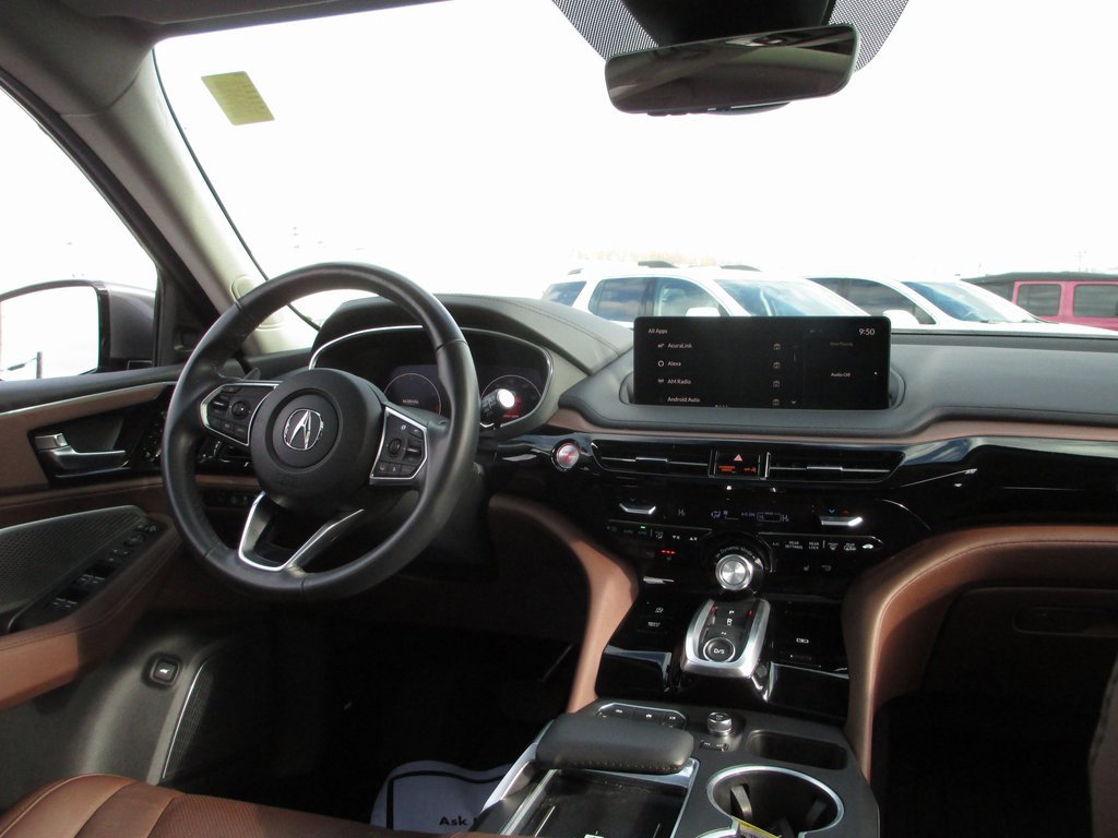 Used 2024 Acura MDX SH-AWD w/ Technology Package image 25
