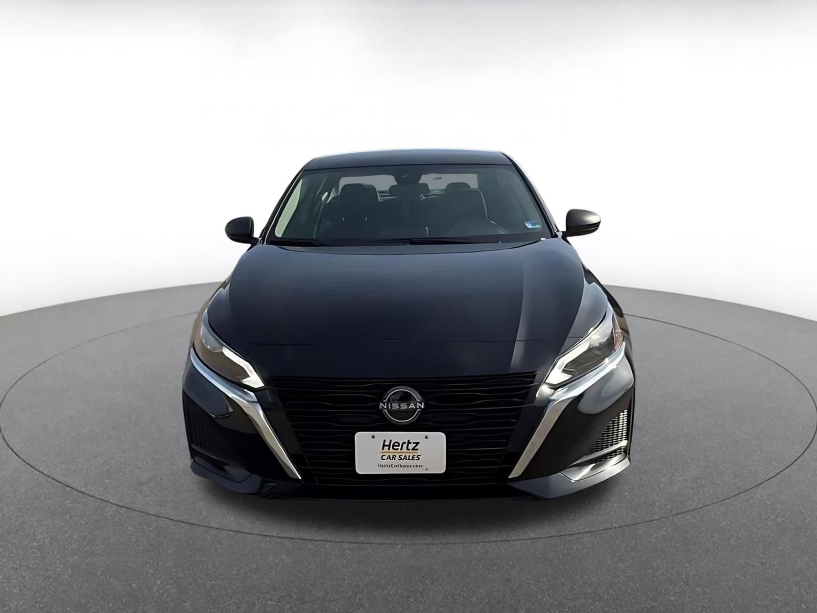 Used 2025 Nissan Altima 2.5 SV image 4