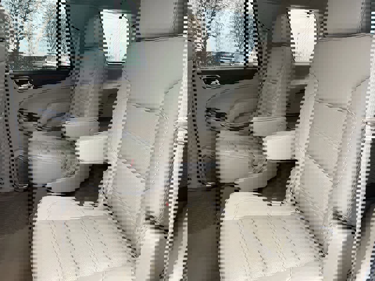 Used 2016 GMC Yukon Denali w/ Open Road Package image 20