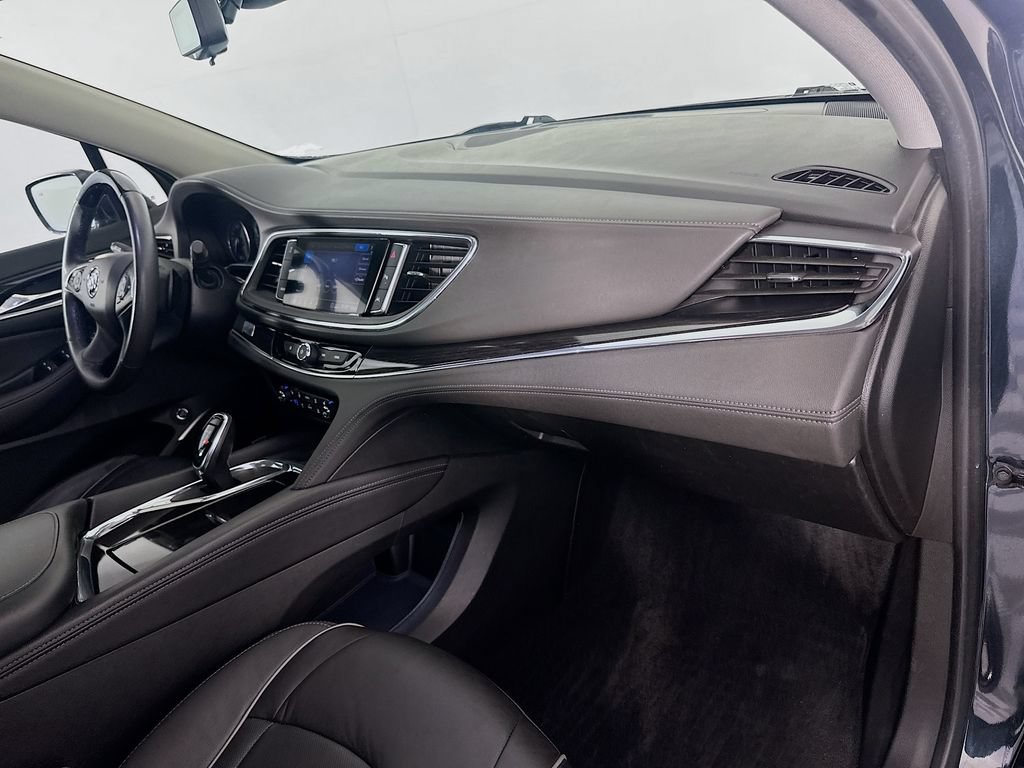 Used 2020 Buick Enclave Avenir w/ Avenir Technology Package FWD image 29