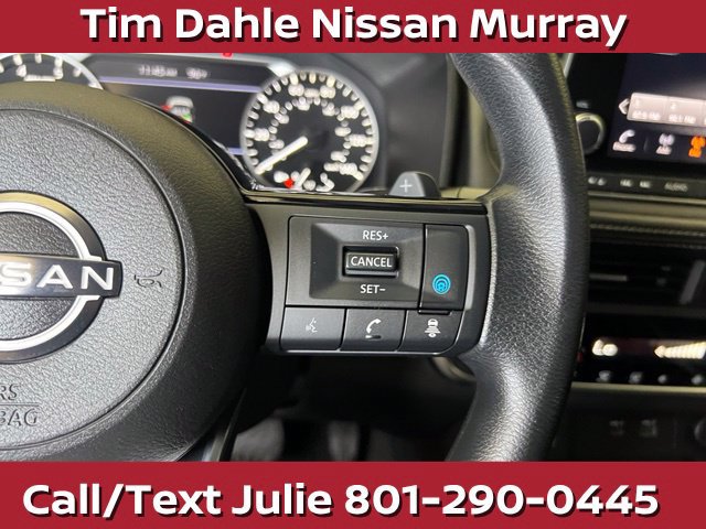 Used 2023 Nissan Rogue SV FWD image 24