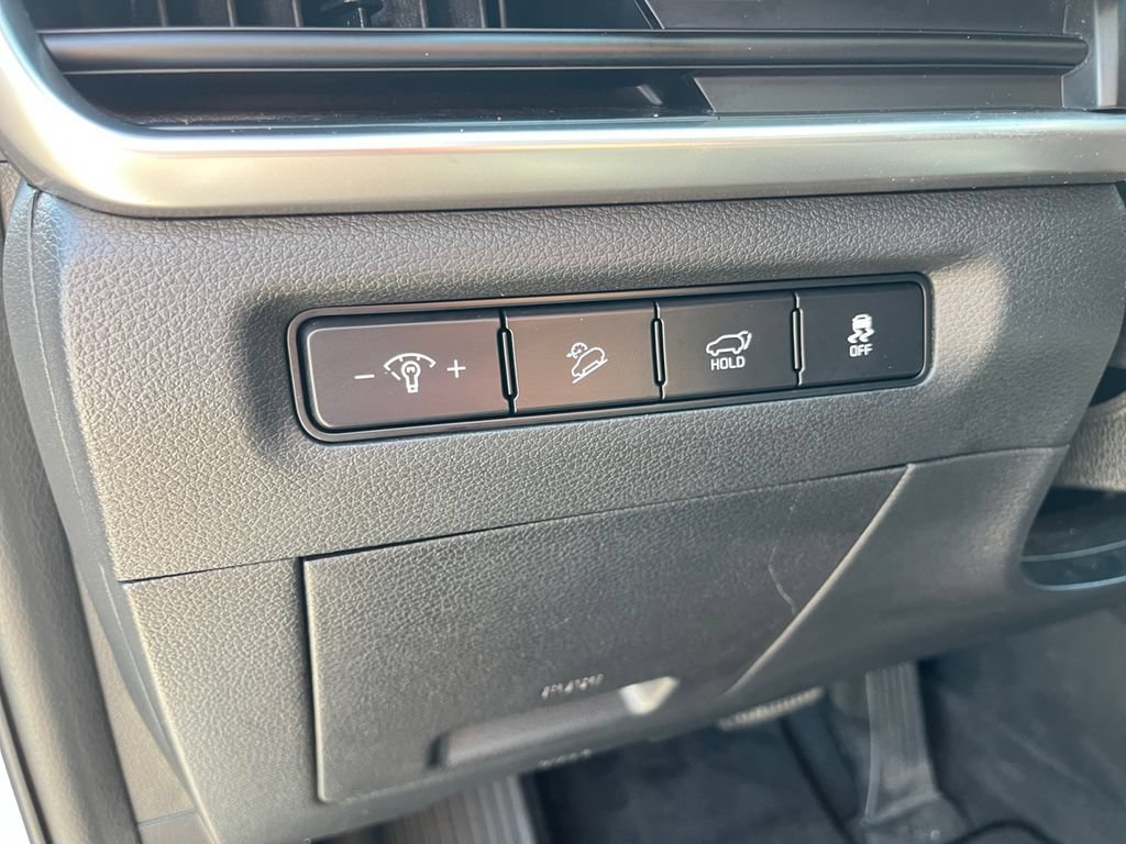 Used 2025 Kia Telluride S AWD/4WD image 25