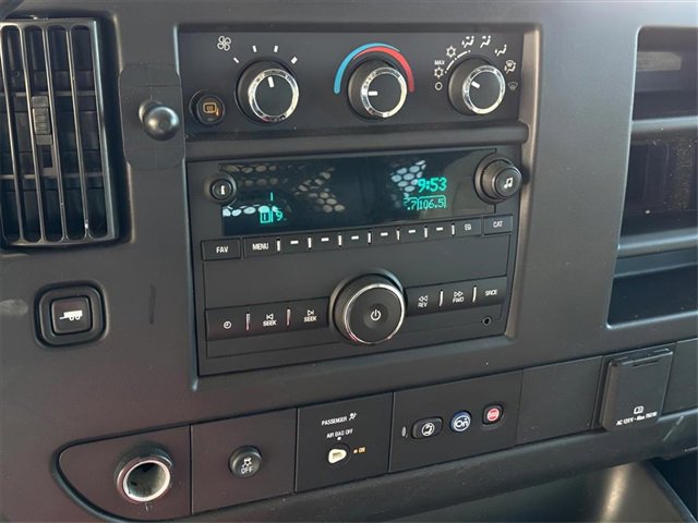 Used 2022 GMC Savana 2500 w/ Driver Convenience Package image 19