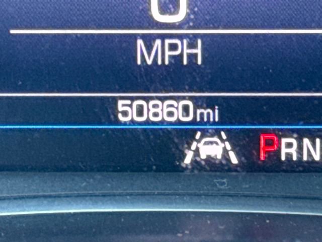 Used 2020 Chevrolet Equinox LT w/ Driver Convenience Package image 16