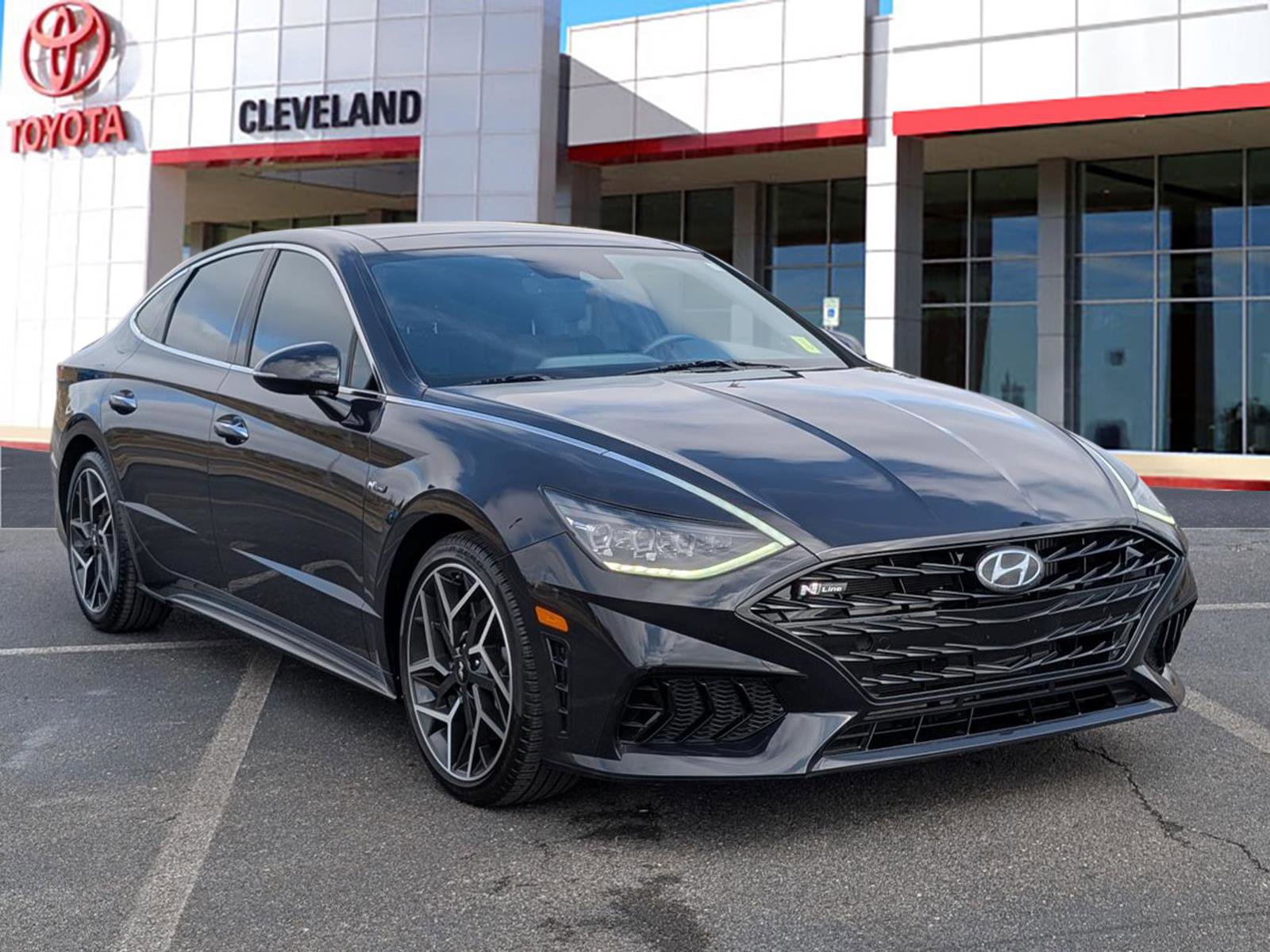 Used 2023 Hyundai Sonata N Line image 1