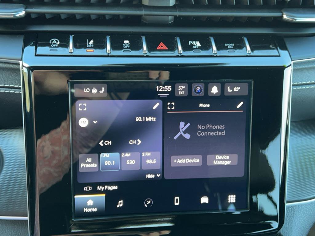 Used 2023 Jeep Grand Cherokee Altitude image 27