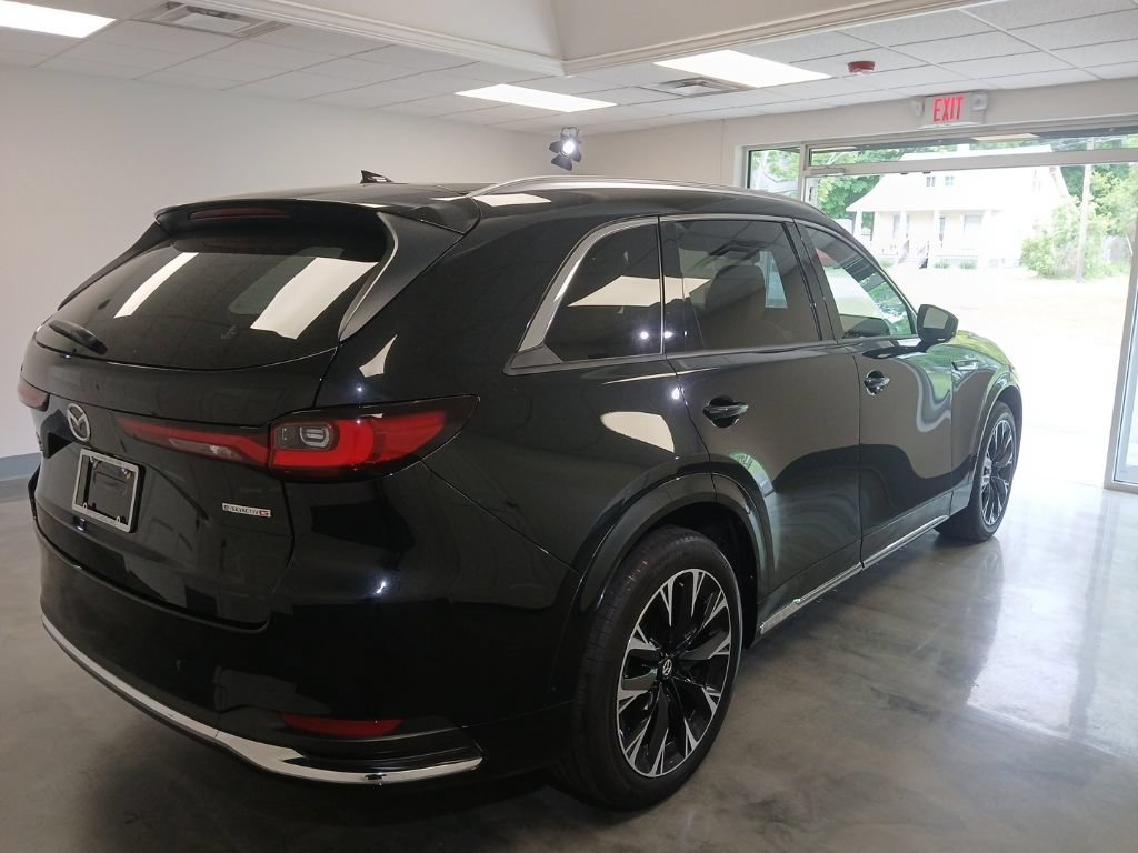 Used 2024 MAZDA CX-90 3.3 Turbo S w/ Premium Plus AWD/4WD image 2