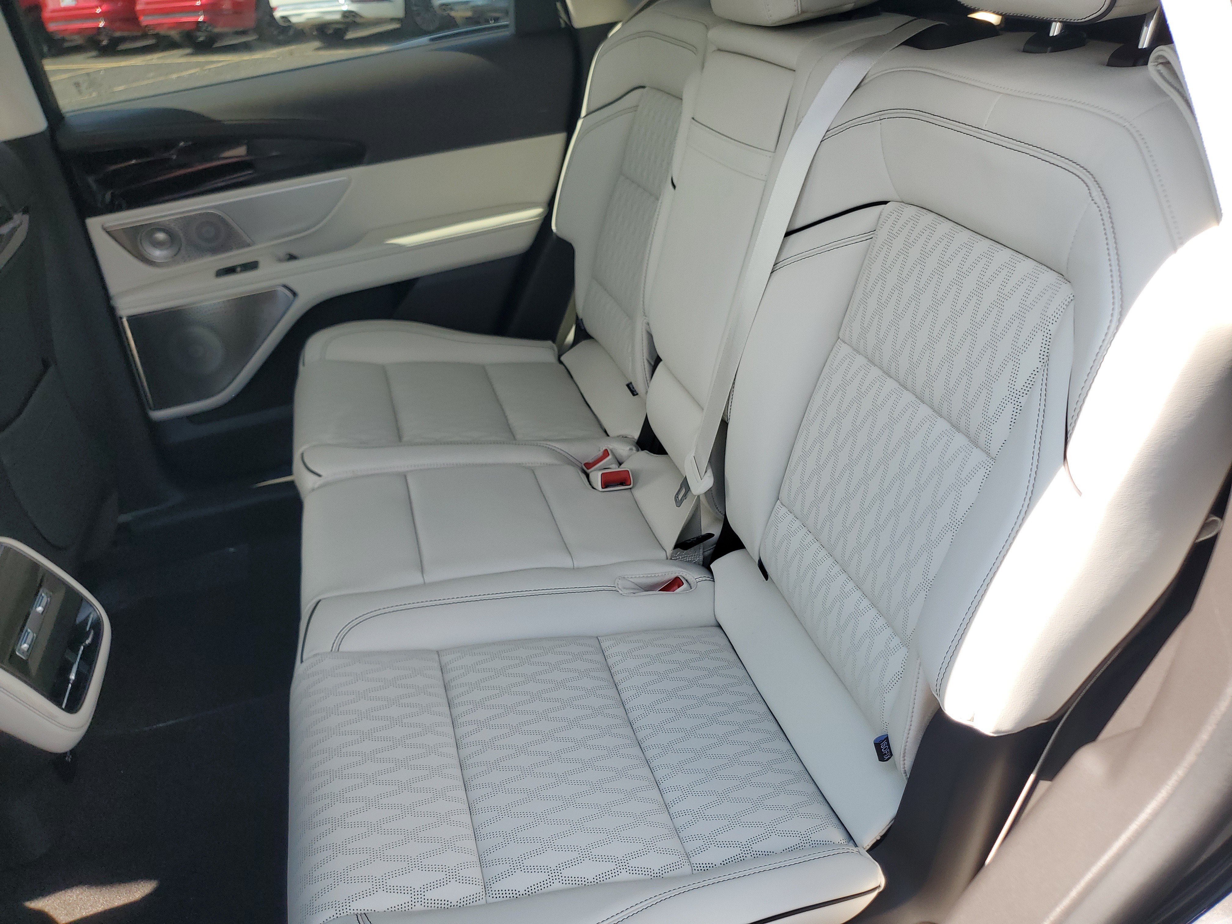 New 2026 Lincoln Nautilus Black Label w/ Jet Appearance Package AWD/4WD image 31