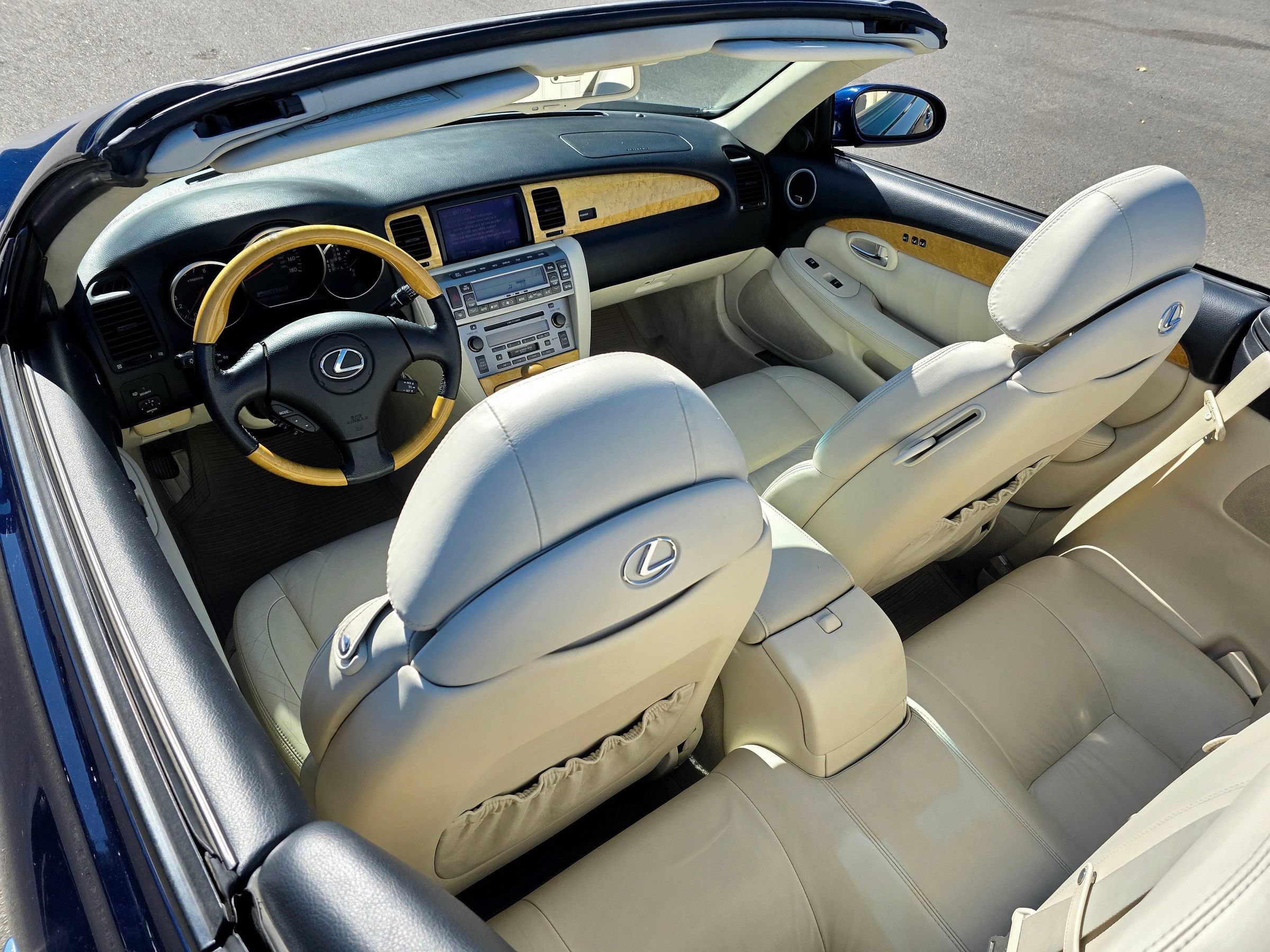 Used 2005 Lexus SC 430 Convertible RWD image 20