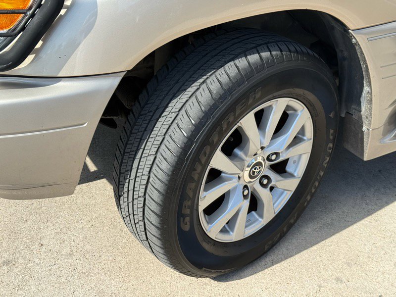 Used 2000 Lexus LX 470 4WD image 16