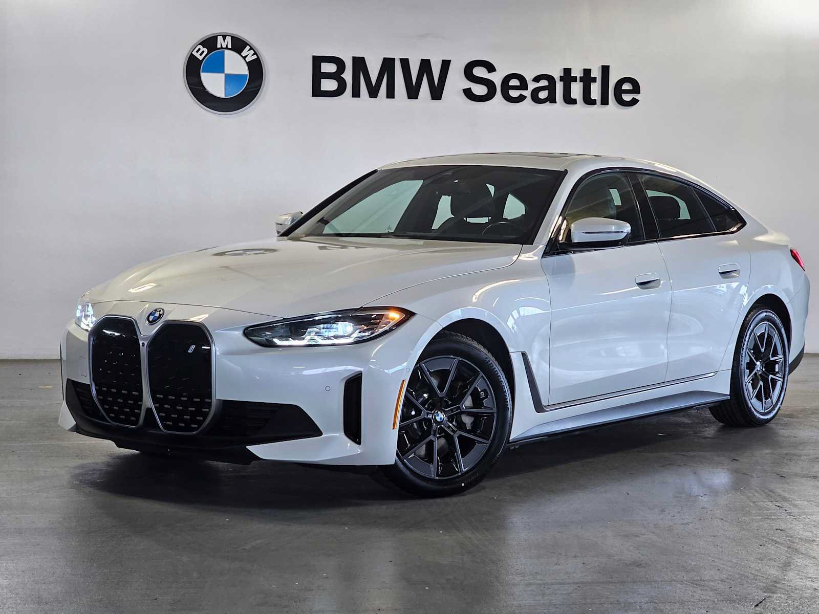 Certified 2023 BMW i4 eDrive35 w/ Premium Package RWD image 1