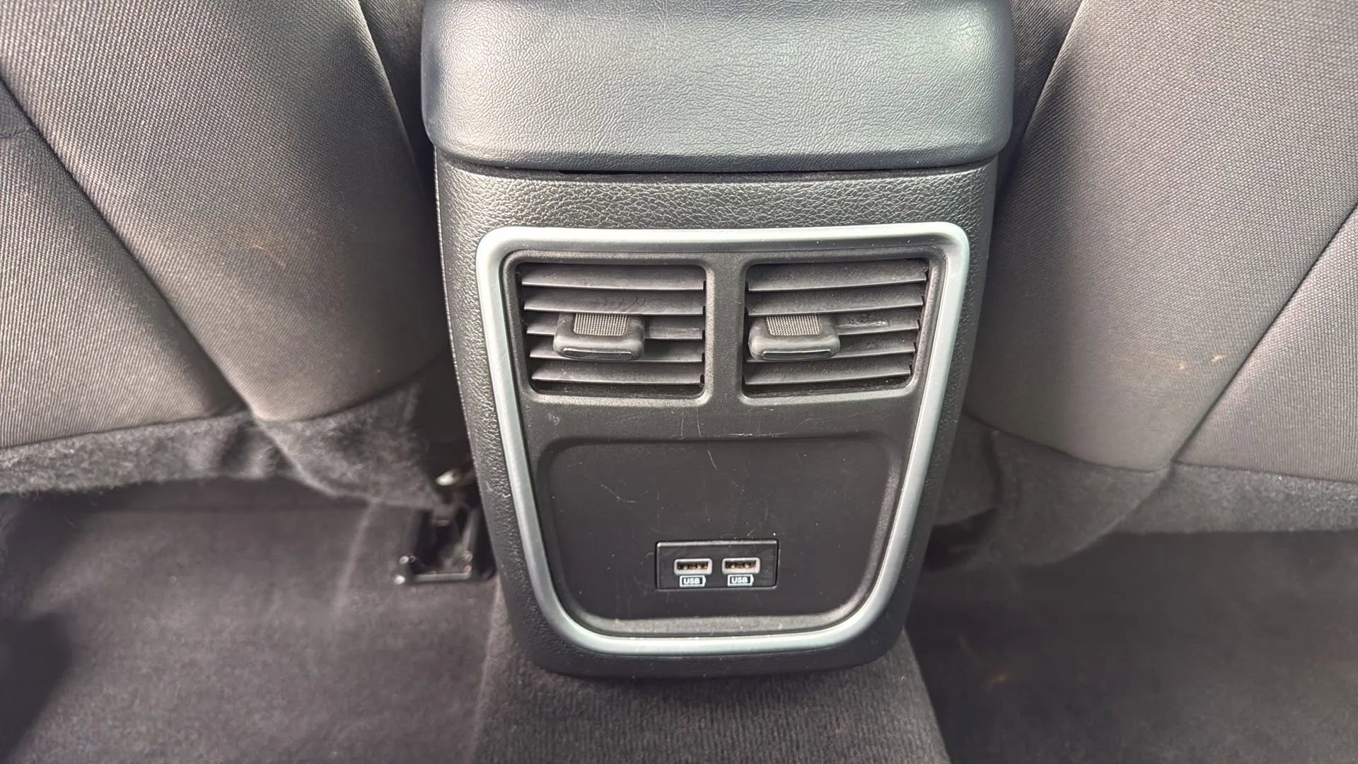 Used 2023 Dodge Charger SXT RWD image 27