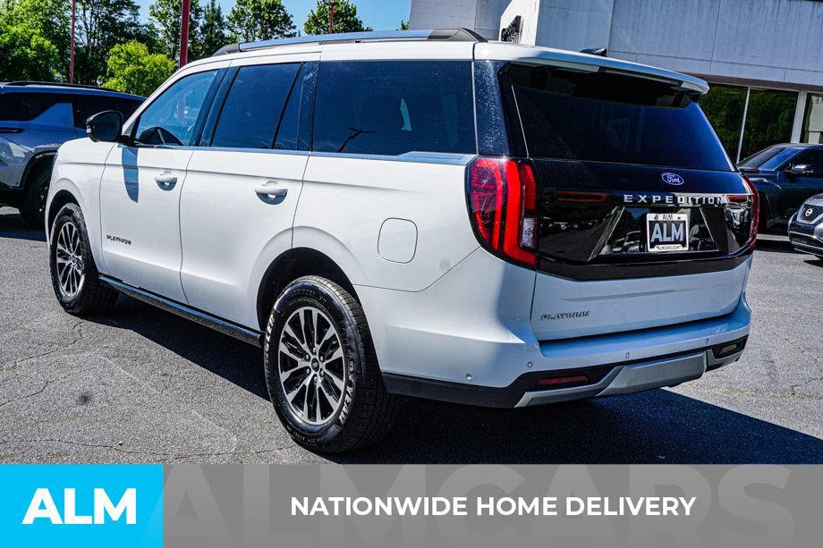 Used 2025 Ford Expedition Platinum AWD/4WD image 5