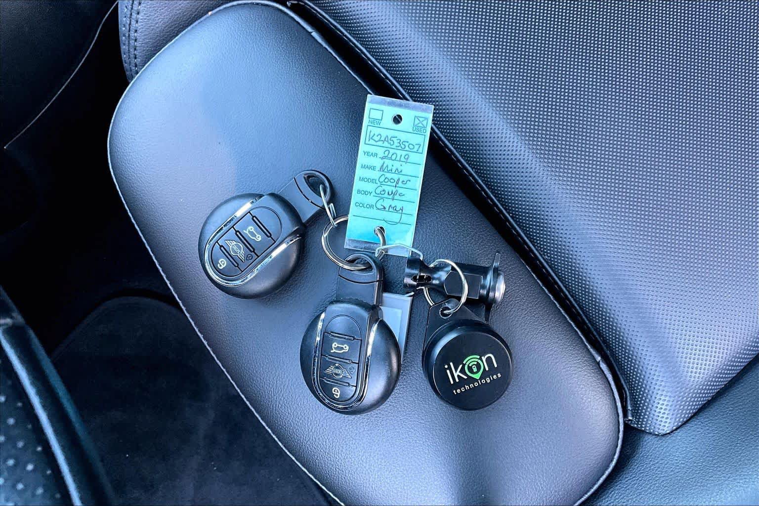 Used 2019 MINI Cooper S w/ Signature Upholstery Package FWD image 15