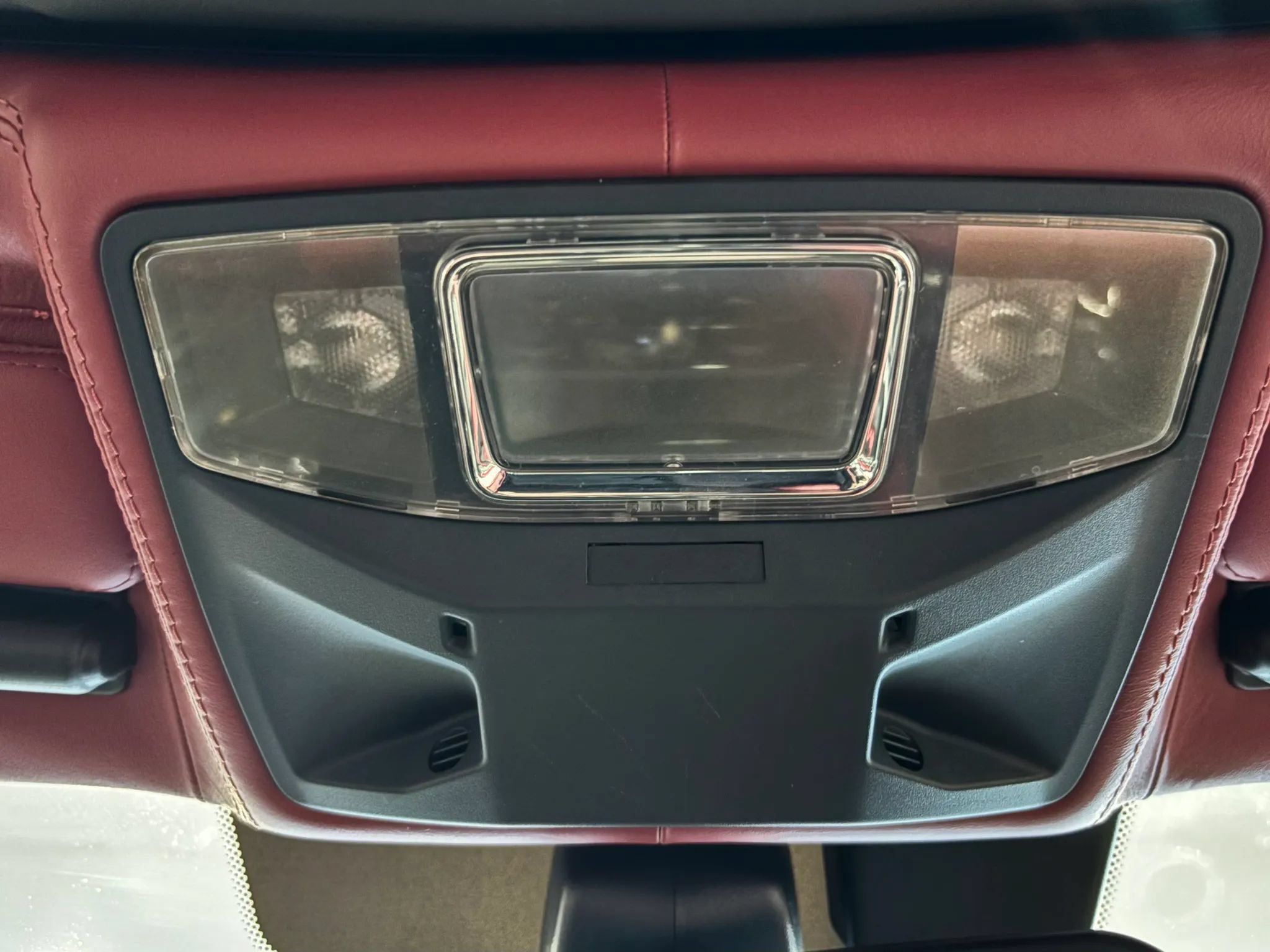 Used 2014 Jaguar F-TYPE S RWD image 25