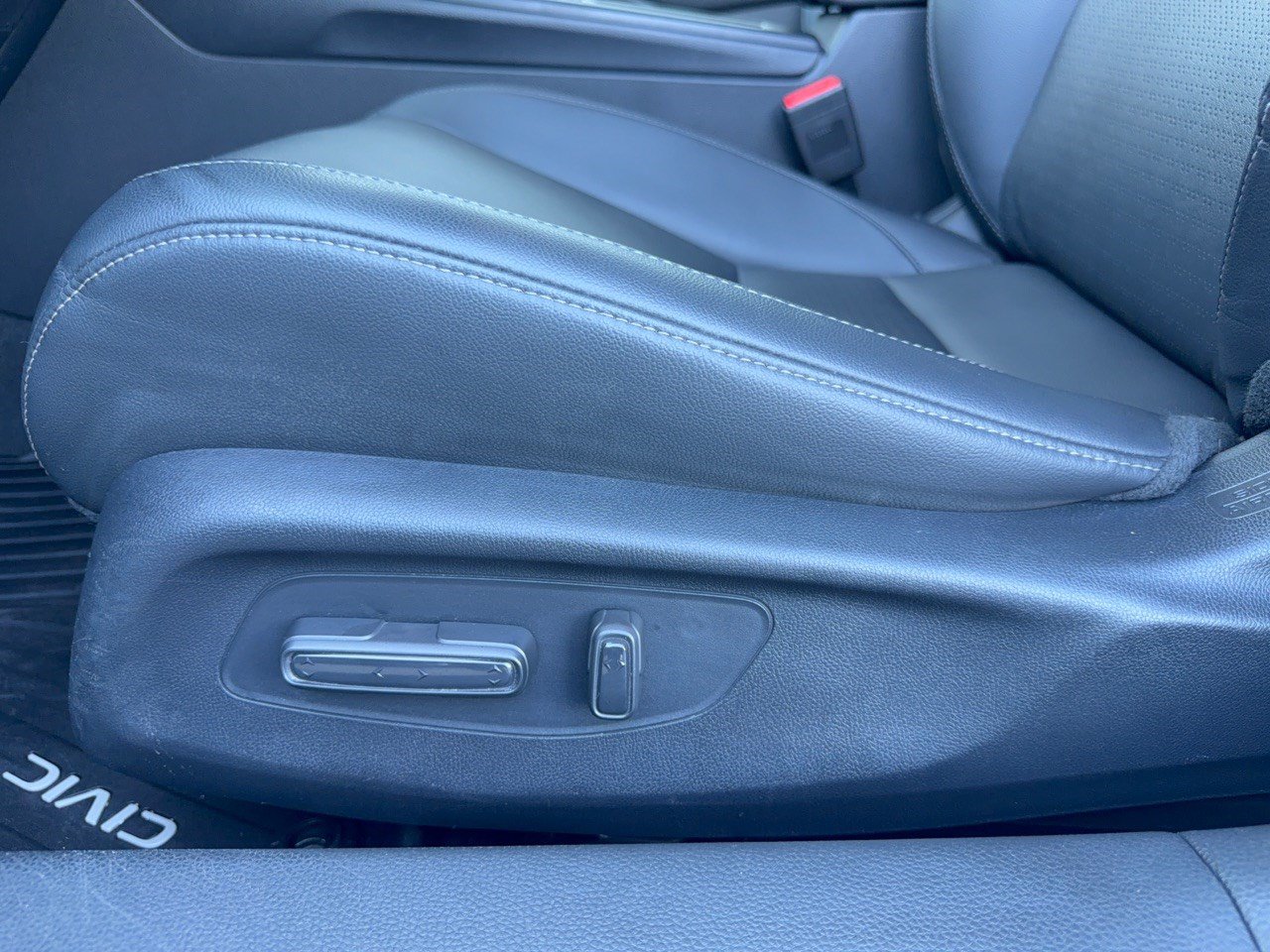 Used 2022 Honda Civic EX-L image 16