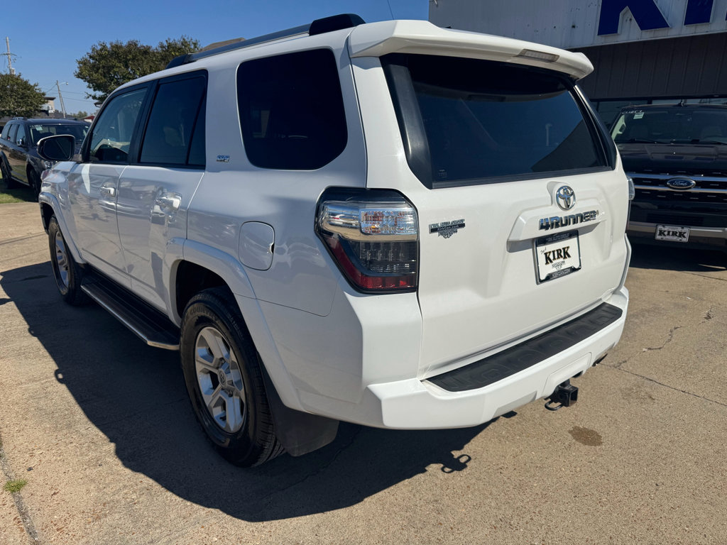 Used 2019 Toyota 4Runner SR5 Premium image 3