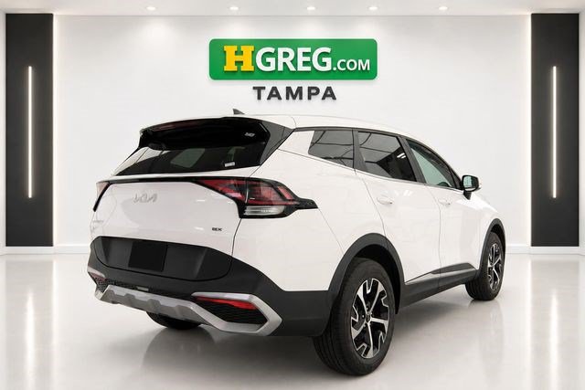 Used 2023 Kia Sportage EX AWD/4WD image 6