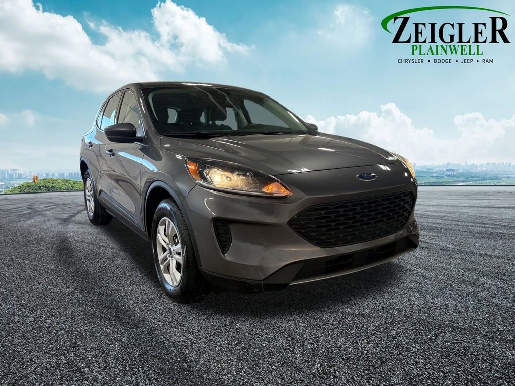 Used 2022 Ford Escape S image 14