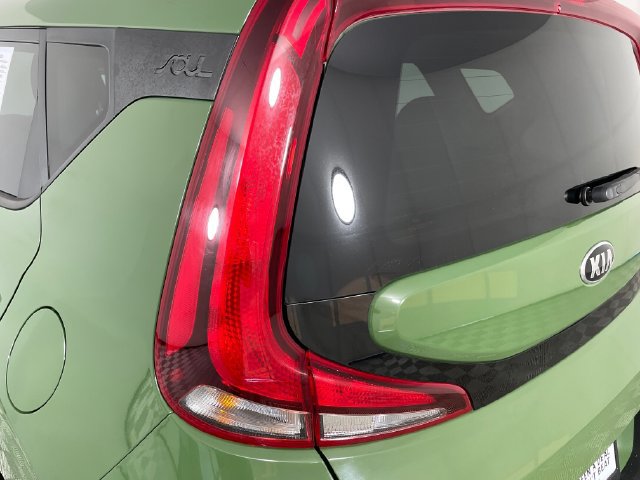 Used 2020 Kia Soul EX FWD image 18