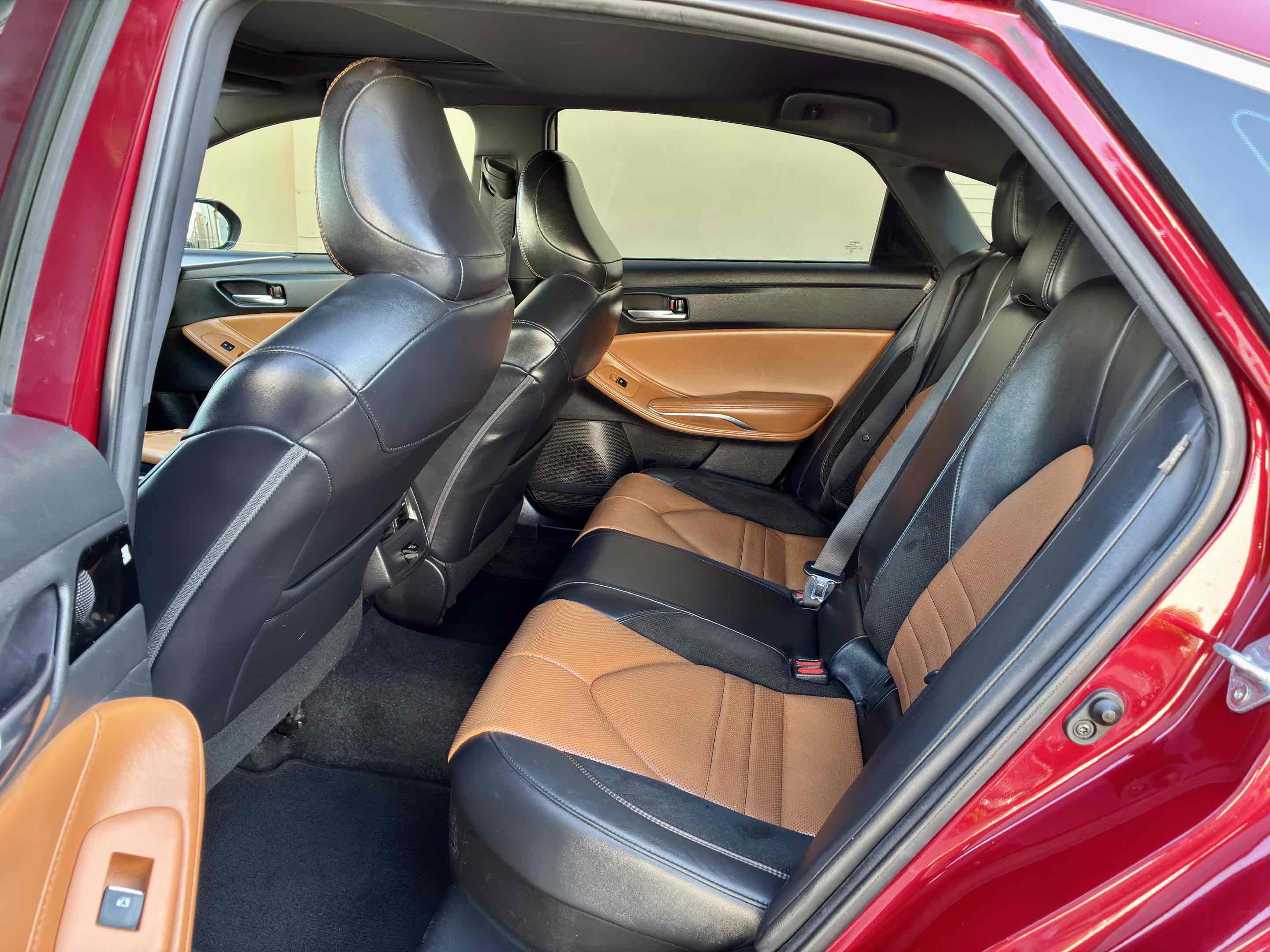 Used 2021 Toyota Avalon XSE w/ Carpet Mat Package (TMS) FWD image 56