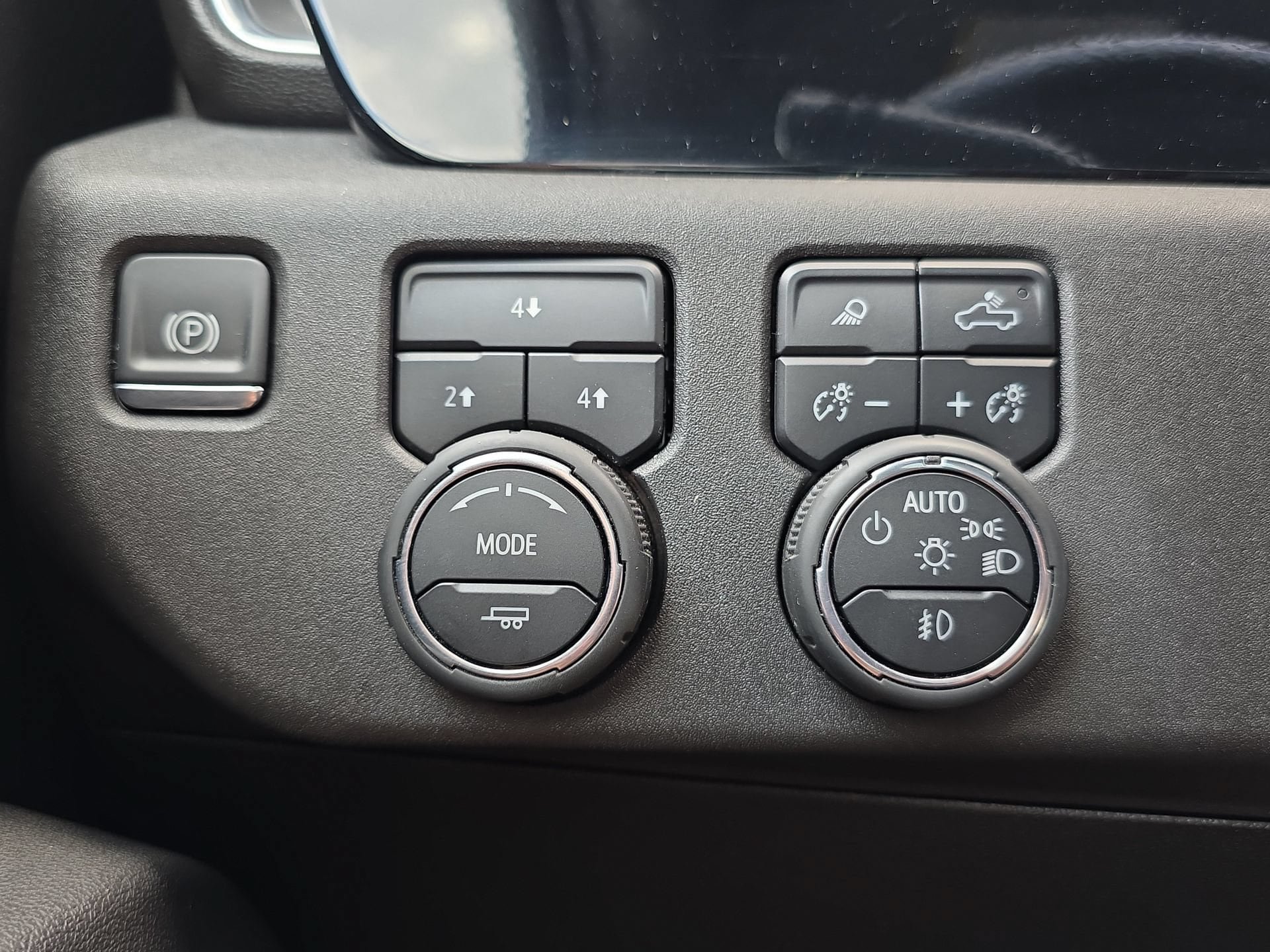 Used 2025 Chevrolet Silverado 2500 LT w/ Trail Boss Package AWD/4WD image 26