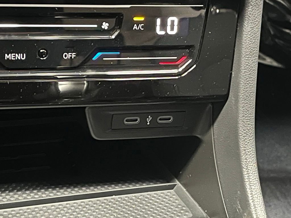 New 2026 Volkswagen Jetta SE FWD image 13