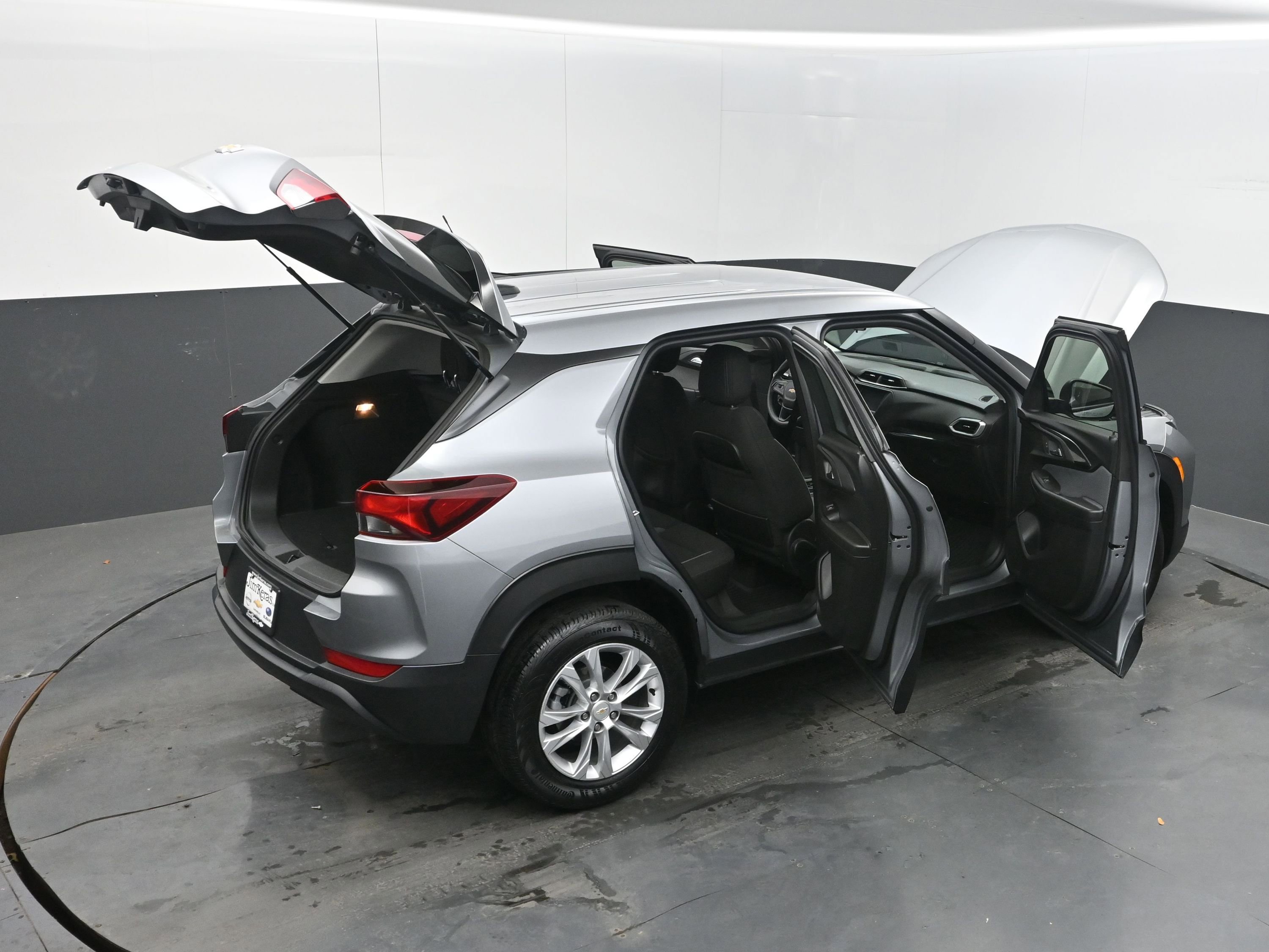 Used 2023 Chevrolet TrailBlazer LS FWD image 46