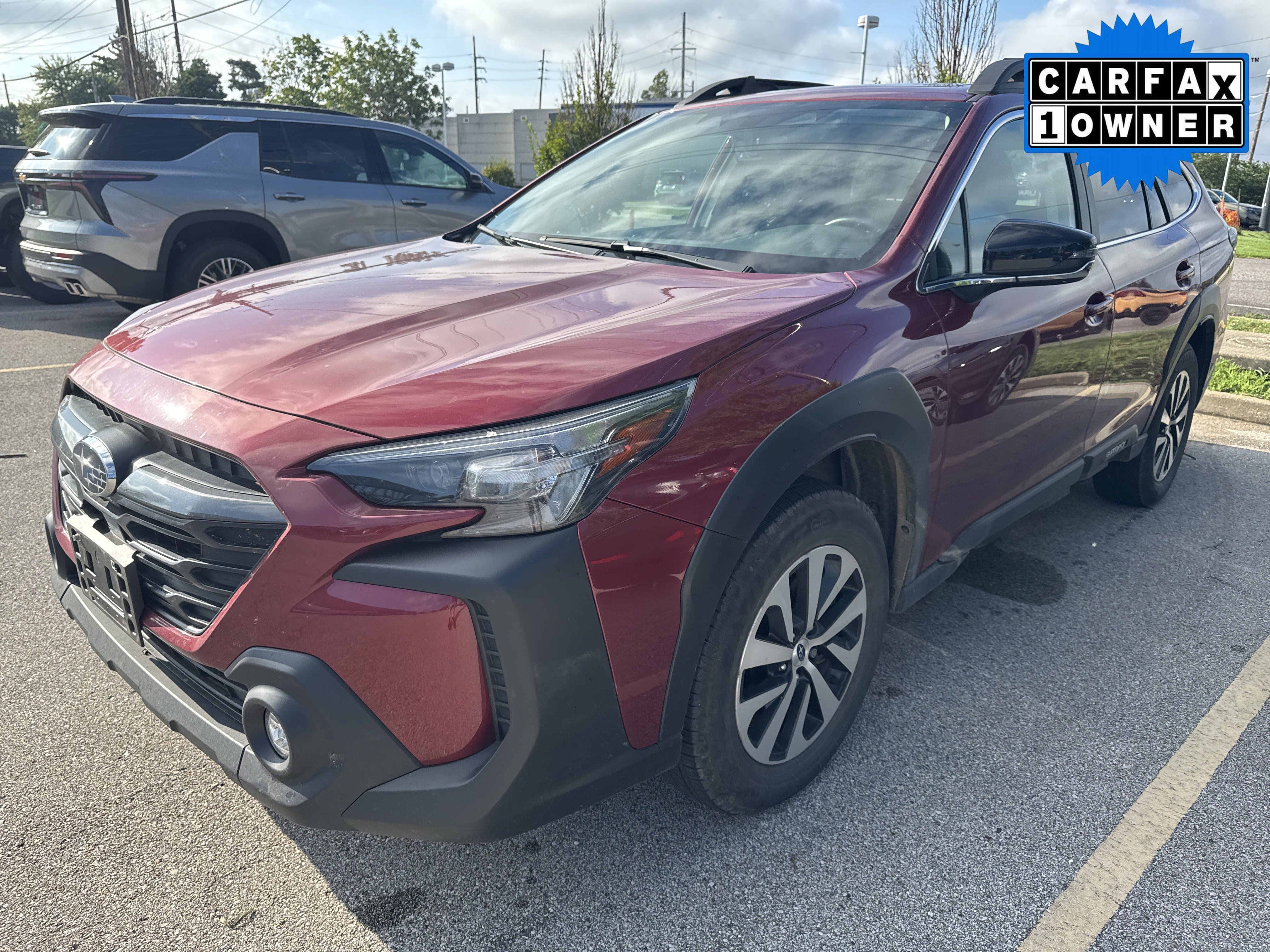 Used 2025 Subaru Outback Premium w/ Popular Package #1A AWD/4WD image 2