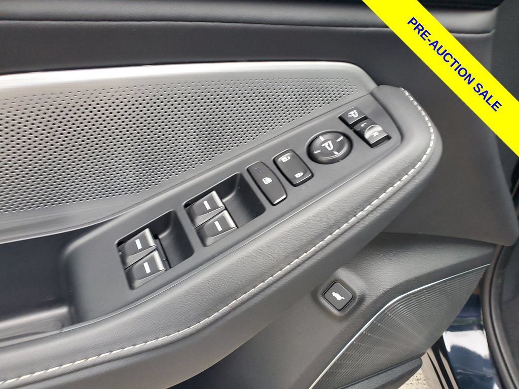 Used 2025 Acura MDX w/ Technology Package FWD image 21