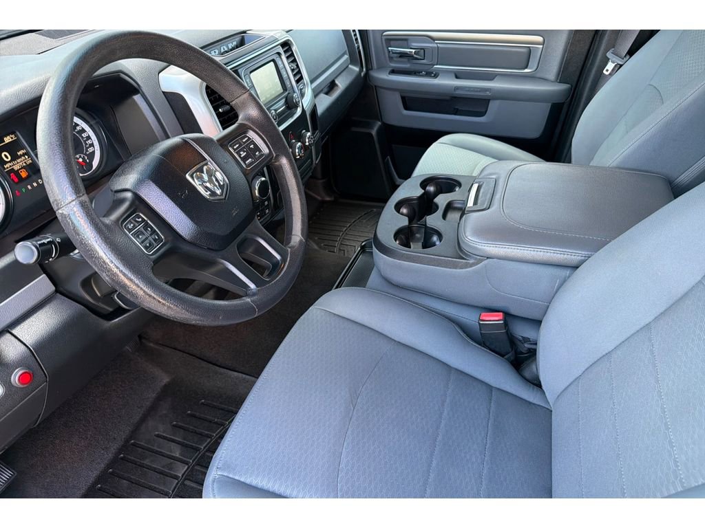 Used 2017 RAM 1500 Classic SLT image 12