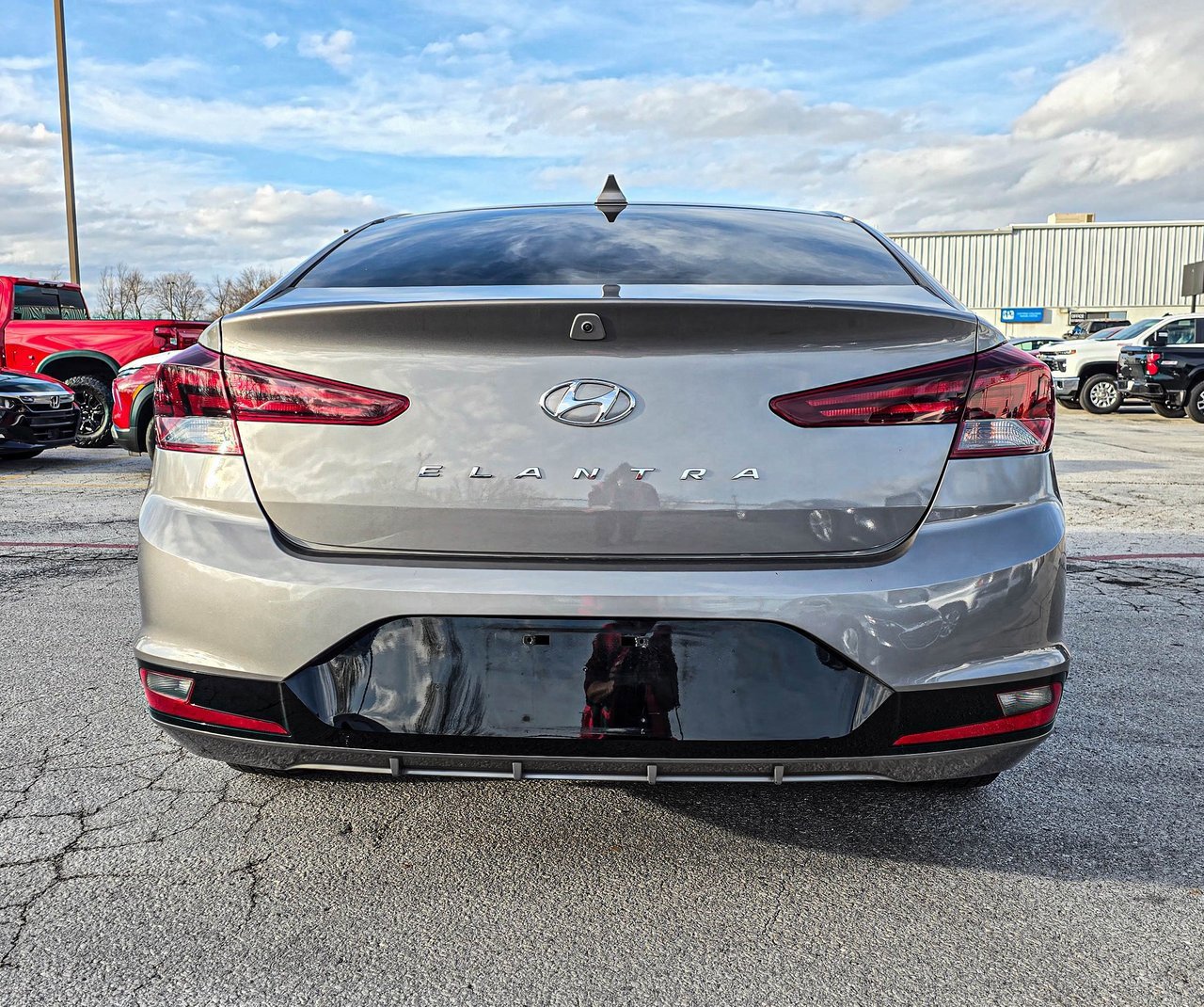 Used 2020 Hyundai Elantra SEL image 6