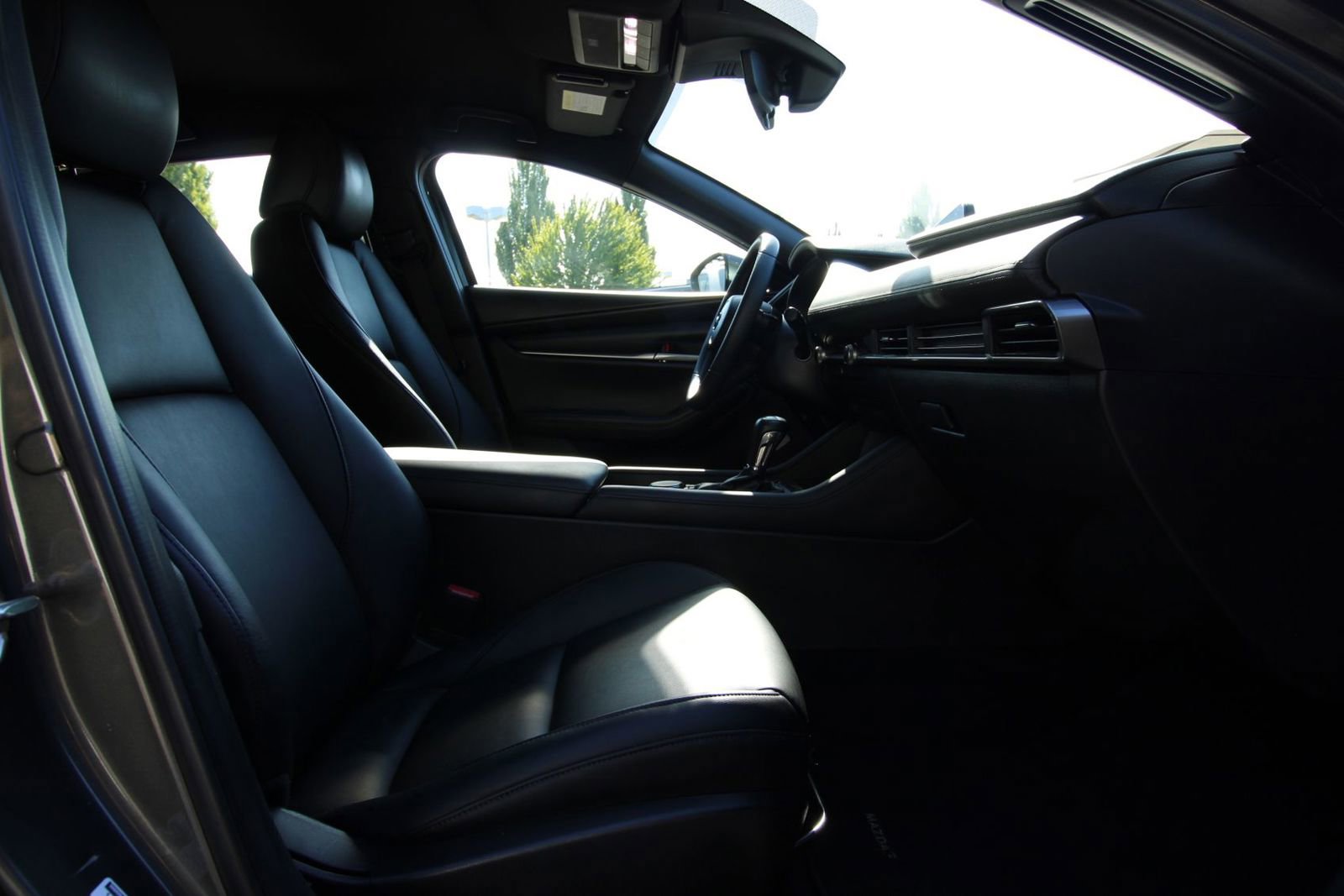 Used 2020 MAZDA MAZDA3 Hatchback image 20