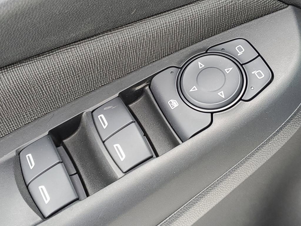 Certified 2025 Buick Envista Avenir image 27