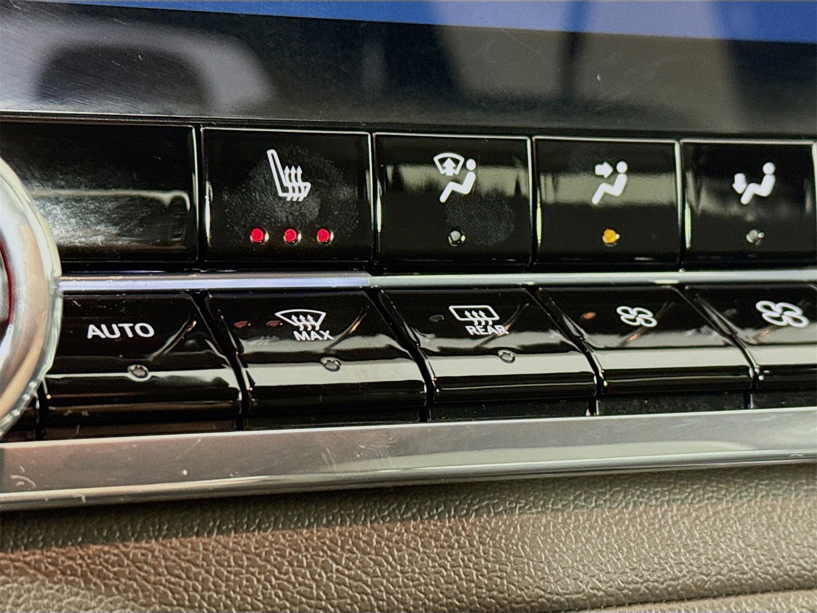 Used 2024 Chevrolet Colorado ZR2 image 17