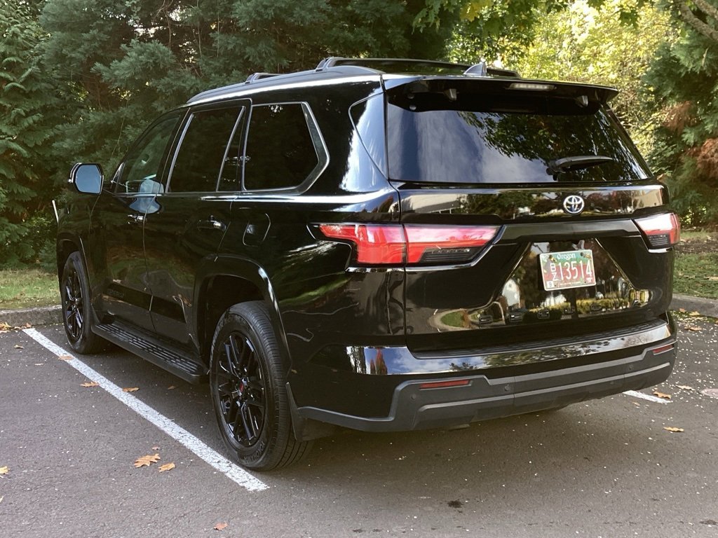 Used 2024 Toyota Sequoia SR5 image 9