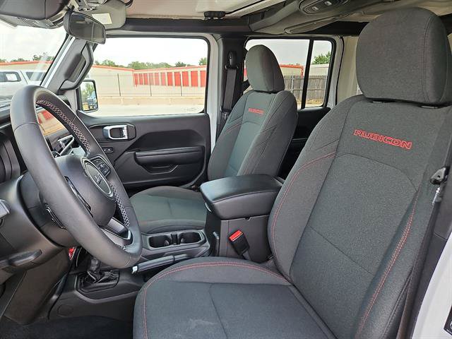 Used 2025 Jeep Wrangler Unlimited Rubicon AWD/4WD image 12