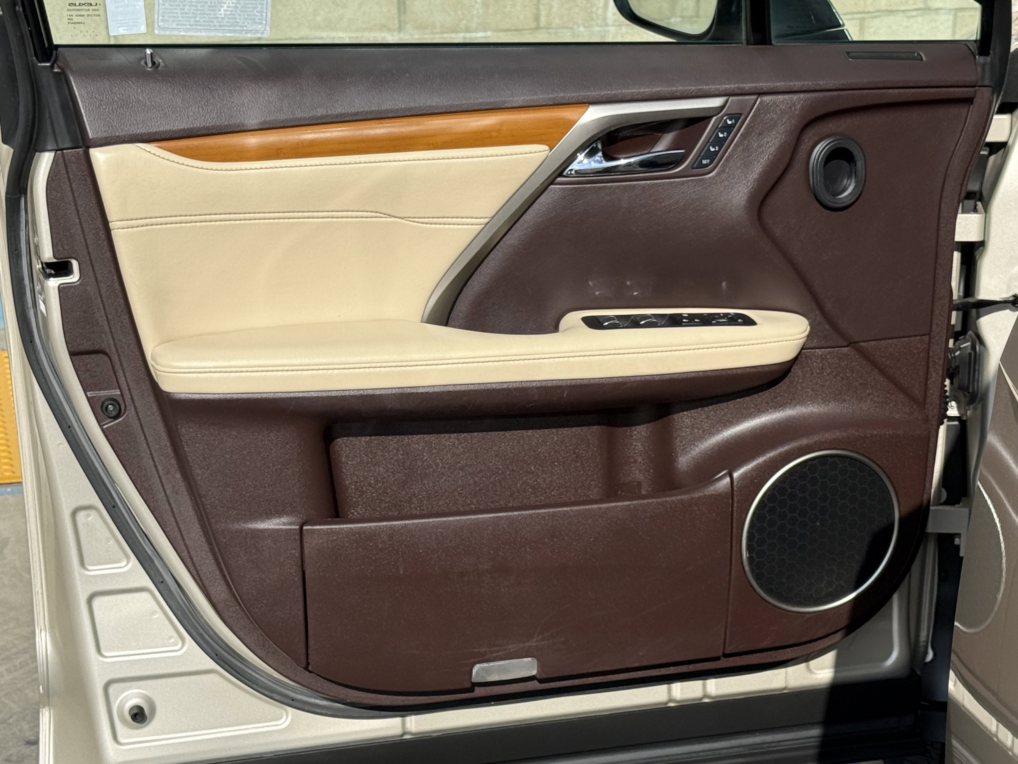 Used 2018 Lexus RX 350 FWD w/ Premium Package image 15