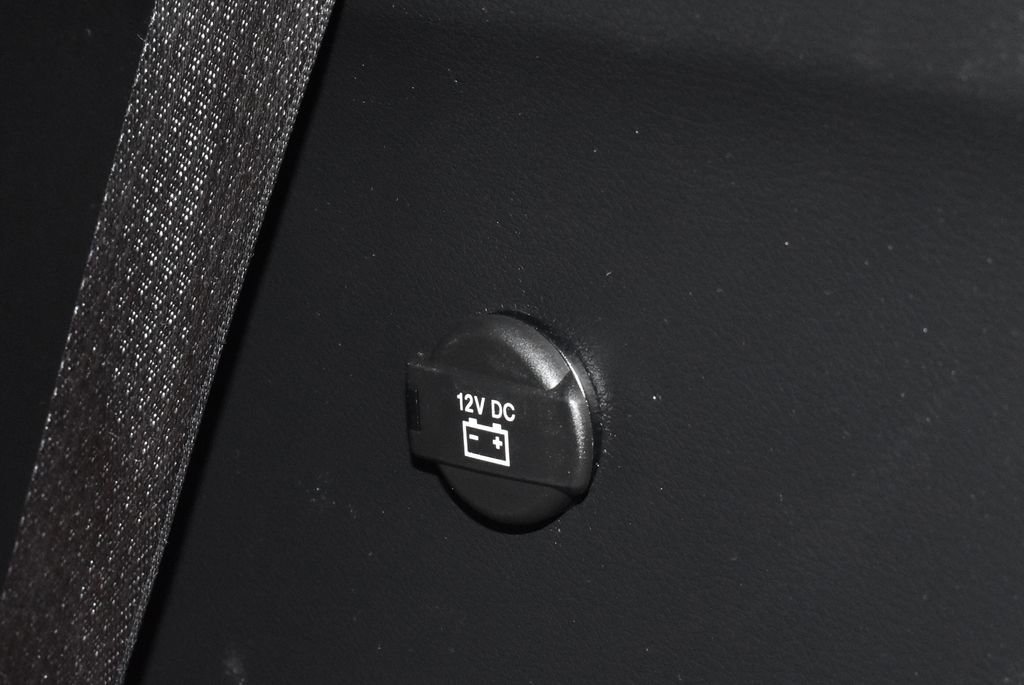 Used 2025 Chrysler Pacifica Select FWD image 41