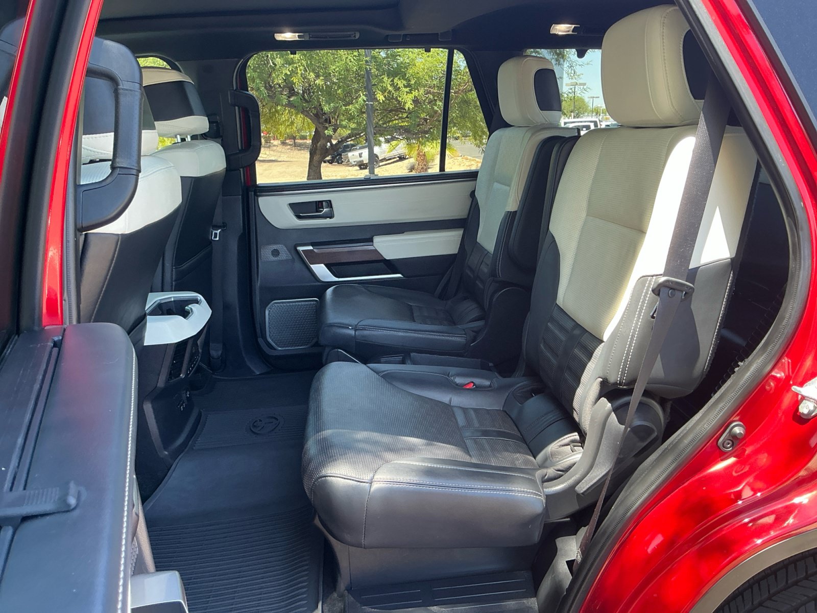 Certified 2024 Toyota Sequoia Capstone AWD/4WD image 17