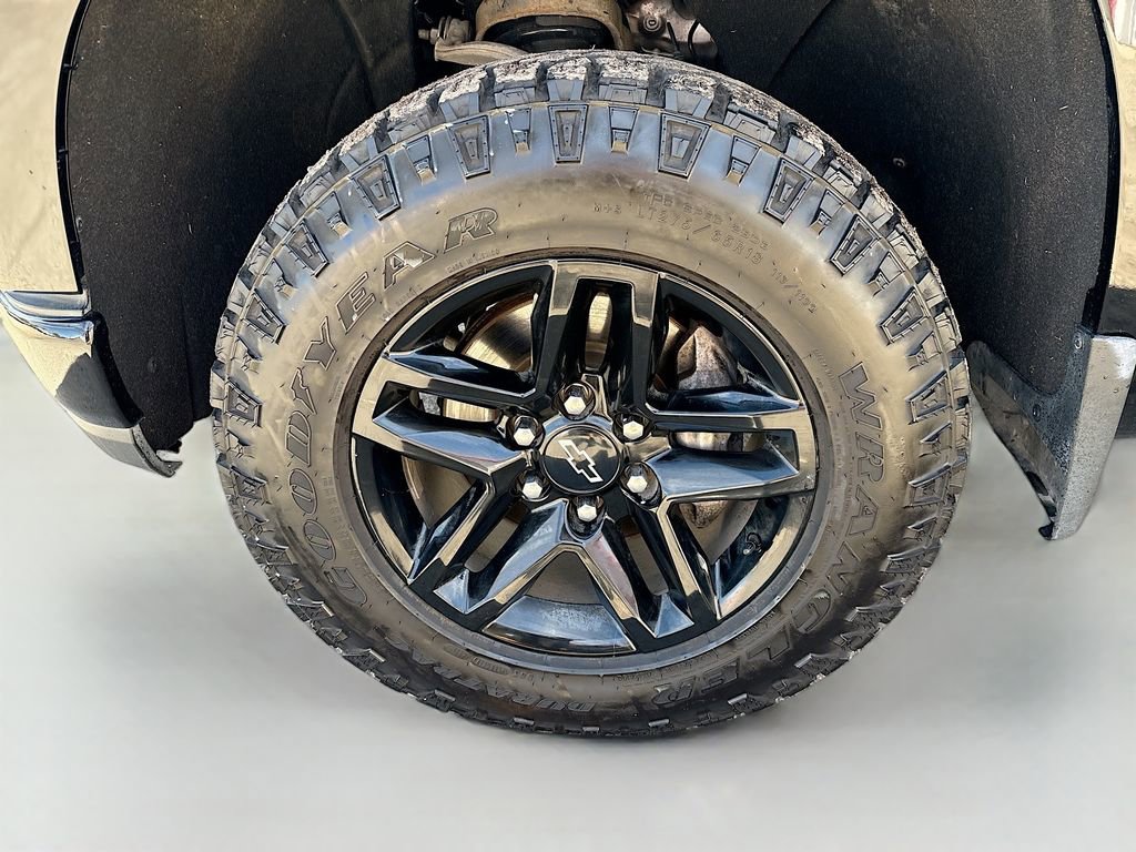 Used 2021 Chevrolet Silverado 1500 LT Trail Boss w/ Bed Protection Package image 29