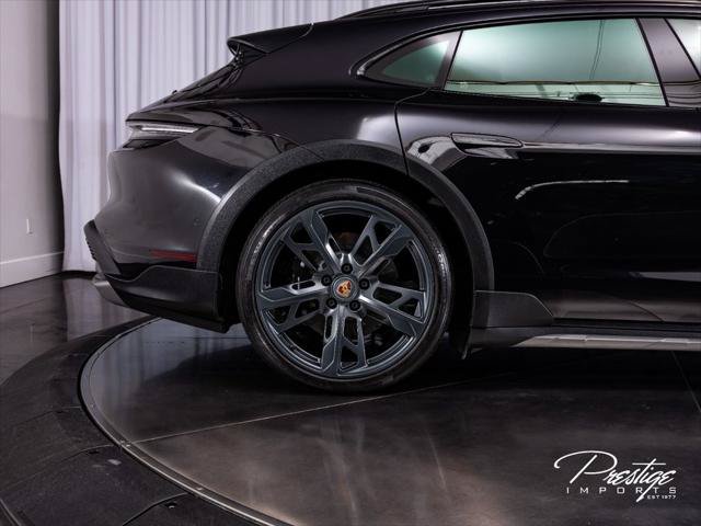 Used 2023 Porsche Taycan Cross Turismo AWD/4WD image 15