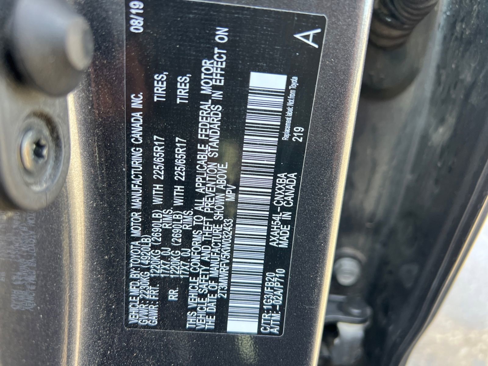 Used 2019 Toyota RAV4 LE w/ Carpet Mat Package image 35