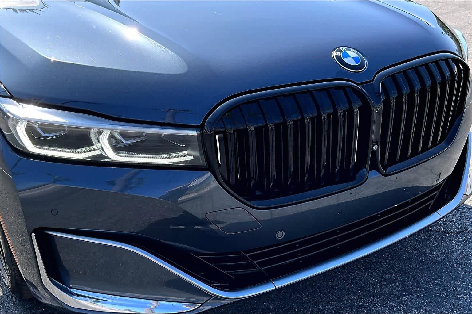 Used 2020 BMW 740i xDrive w/ Cold Weather Package AWD/4WD image 28