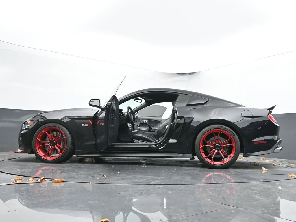 Used 2017 Ford Mustang GT Premium w/ GT Performance Package image 67