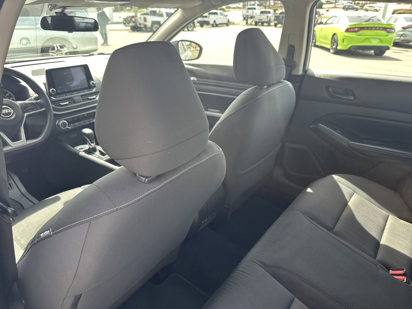 Used 2024 Nissan Altima 2.5 SV FWD image 21