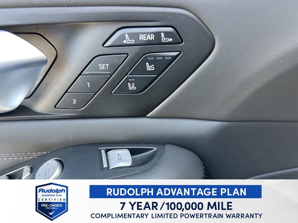 Used 2024 BMW X7 M60i w/ Executive Package image 42