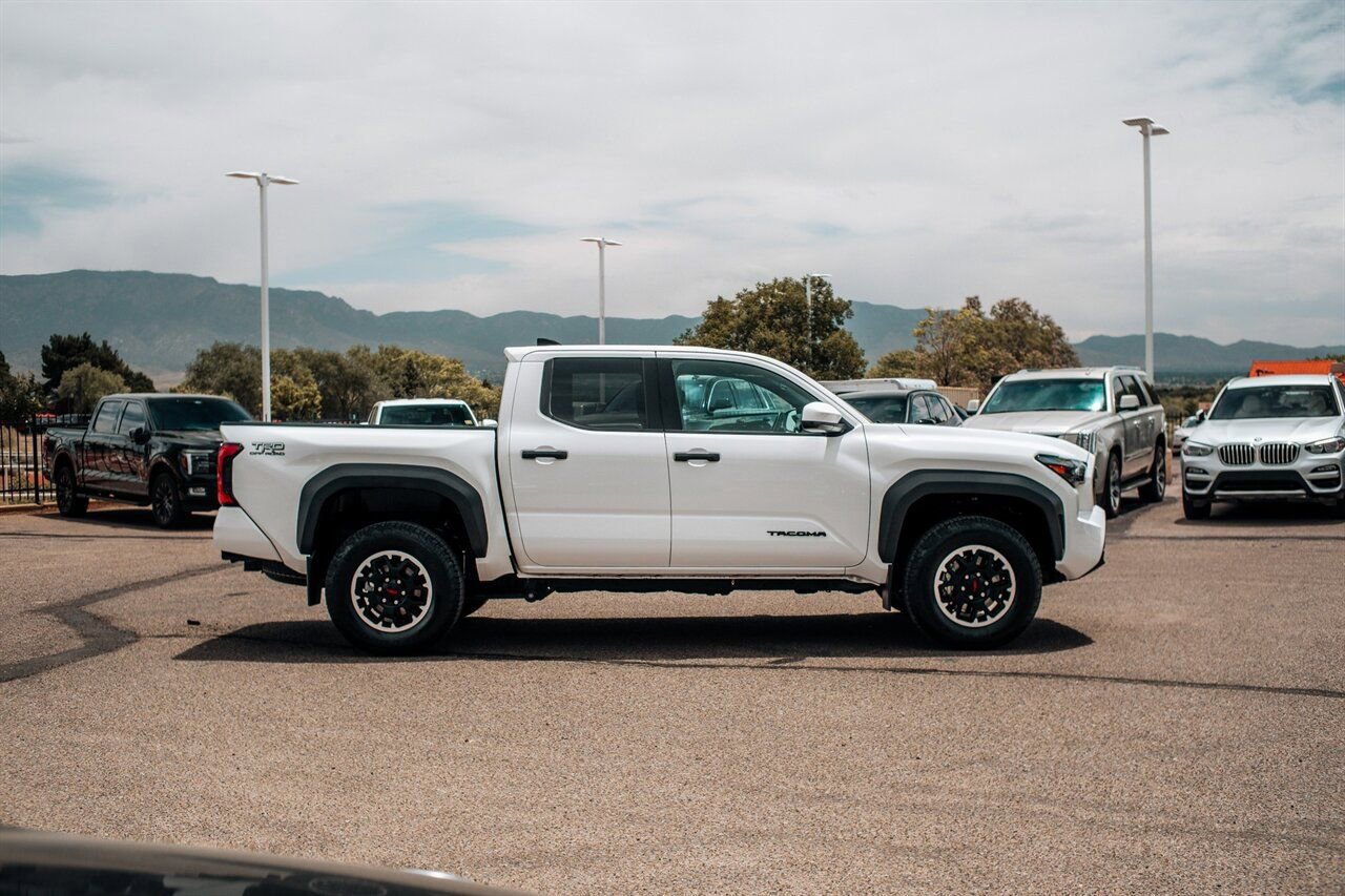 Used 2024 Toyota Tacoma TRD Off-Road AWD/4WD image 8