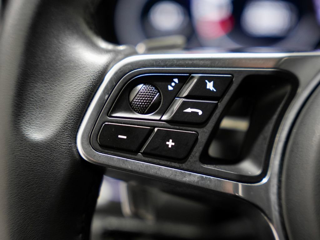 Used 2023 Porsche Cayenne GTS AWD/4WD image 14