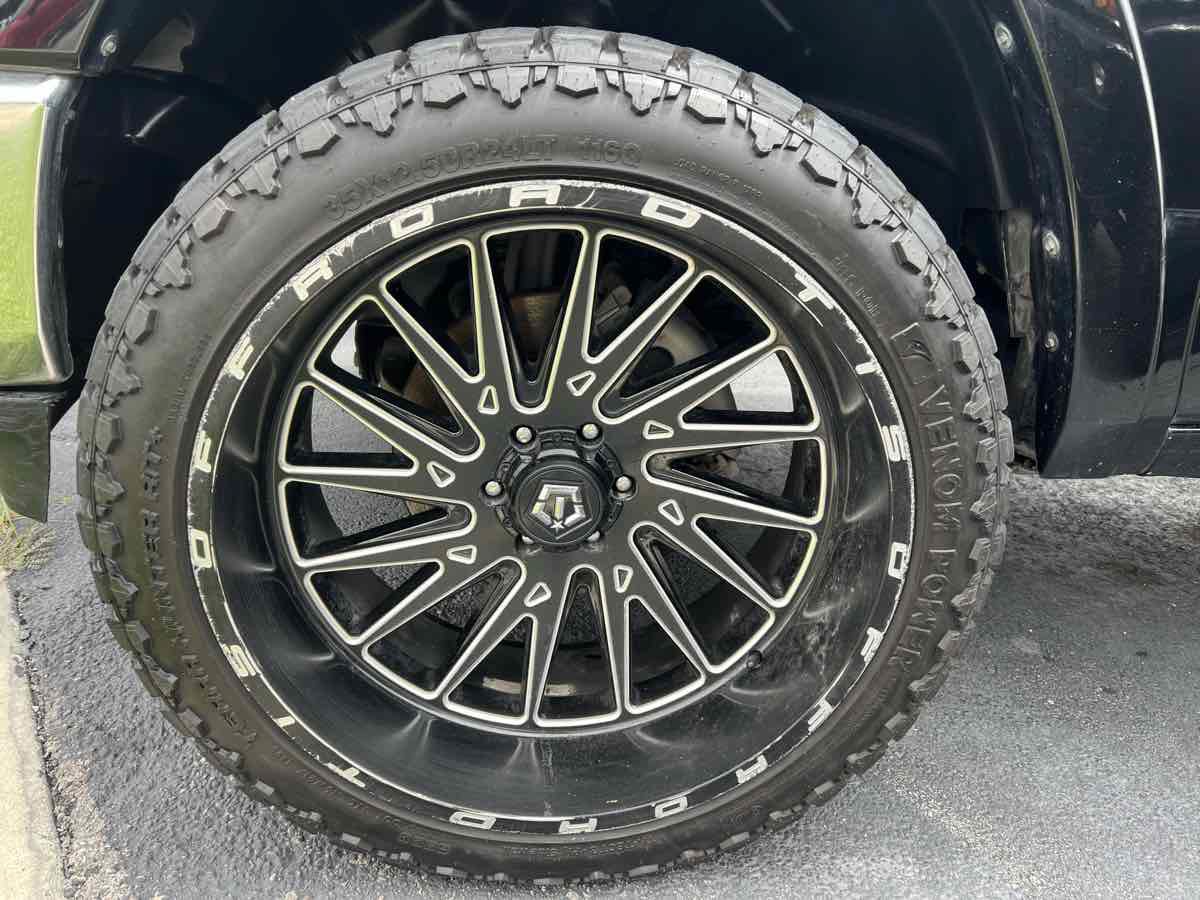 Used 2019 RAM 1500 Limited AWD/4WD image 6